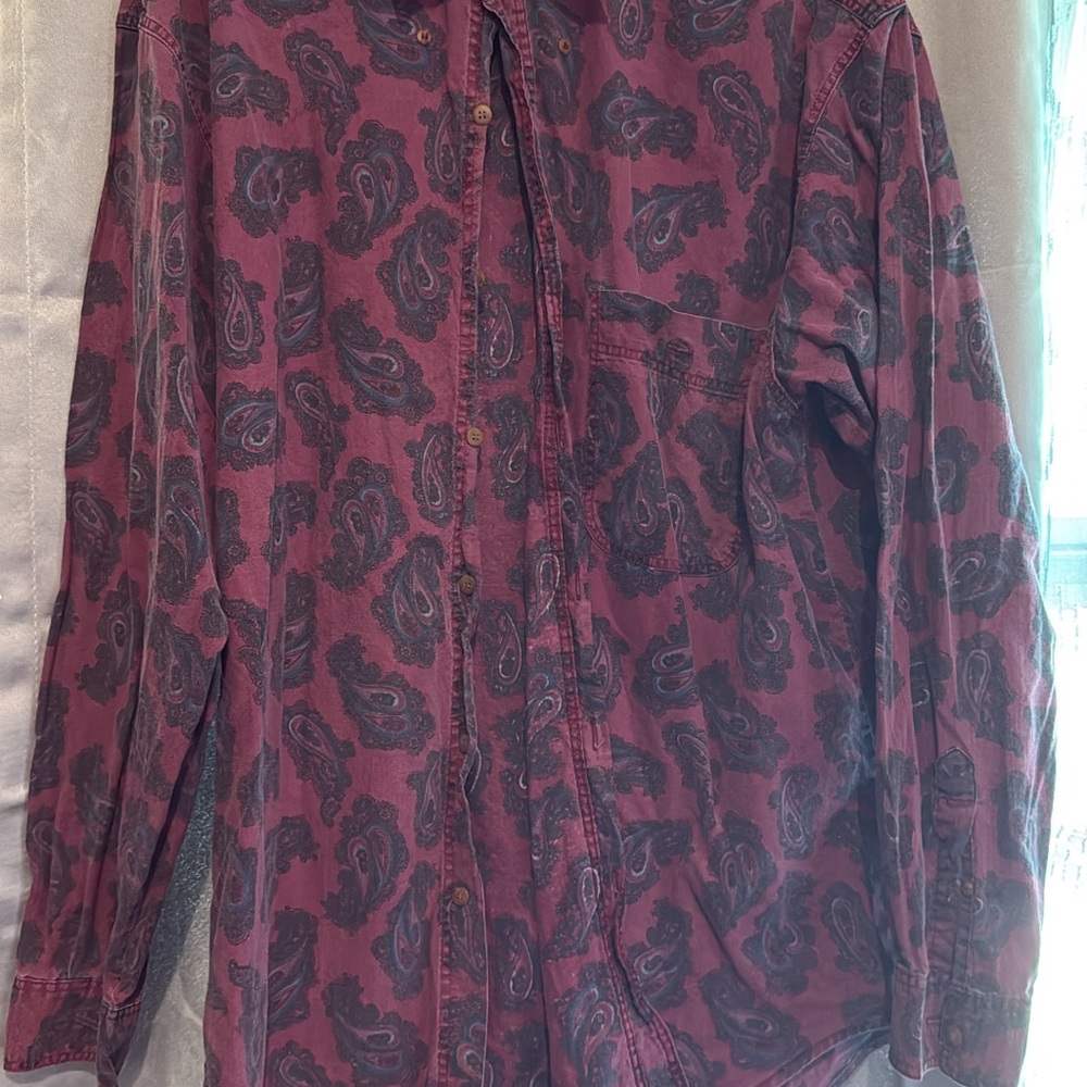 Paisley Patterned Men's Shirt - Burgundy and Black